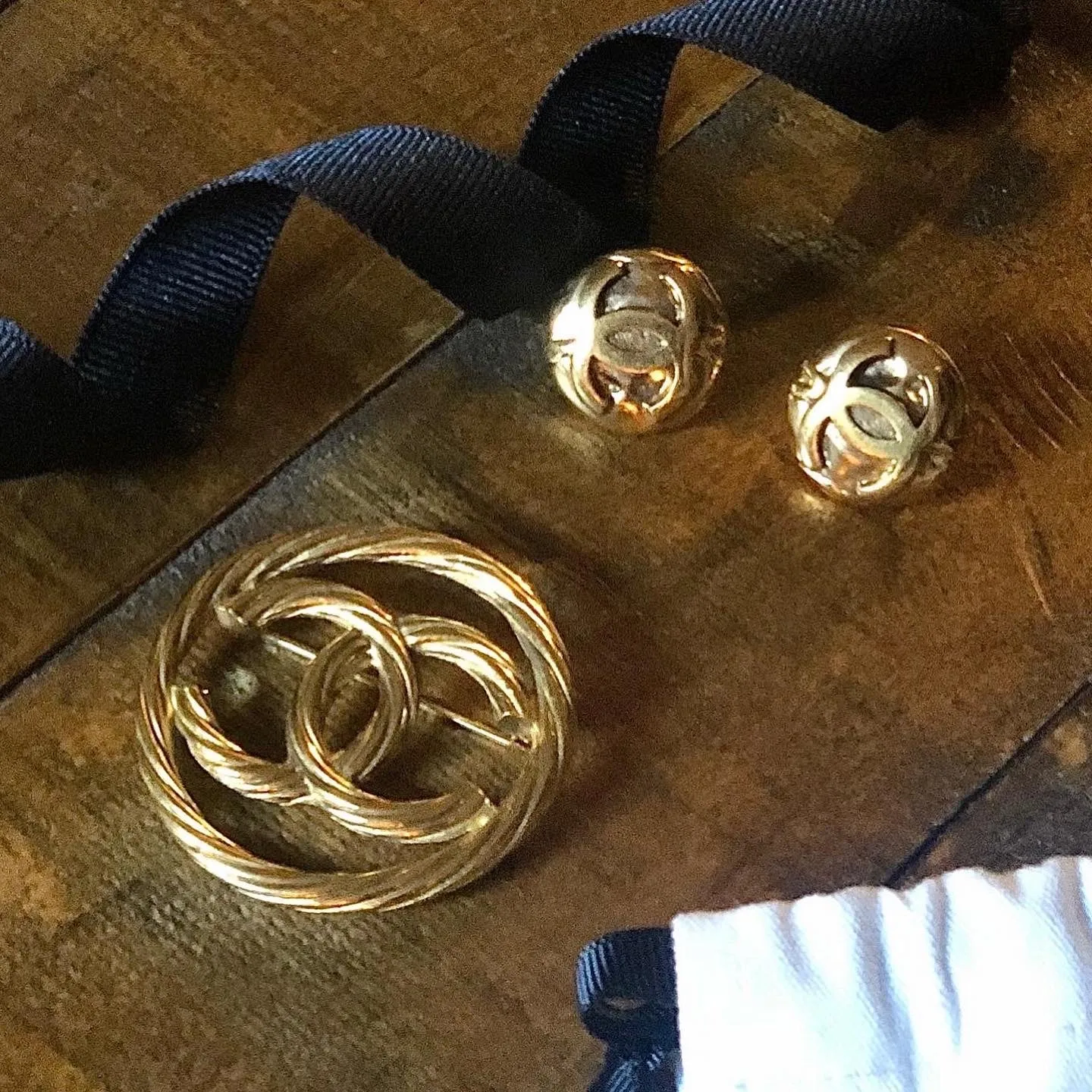 Chanel CC Brooch Vintage