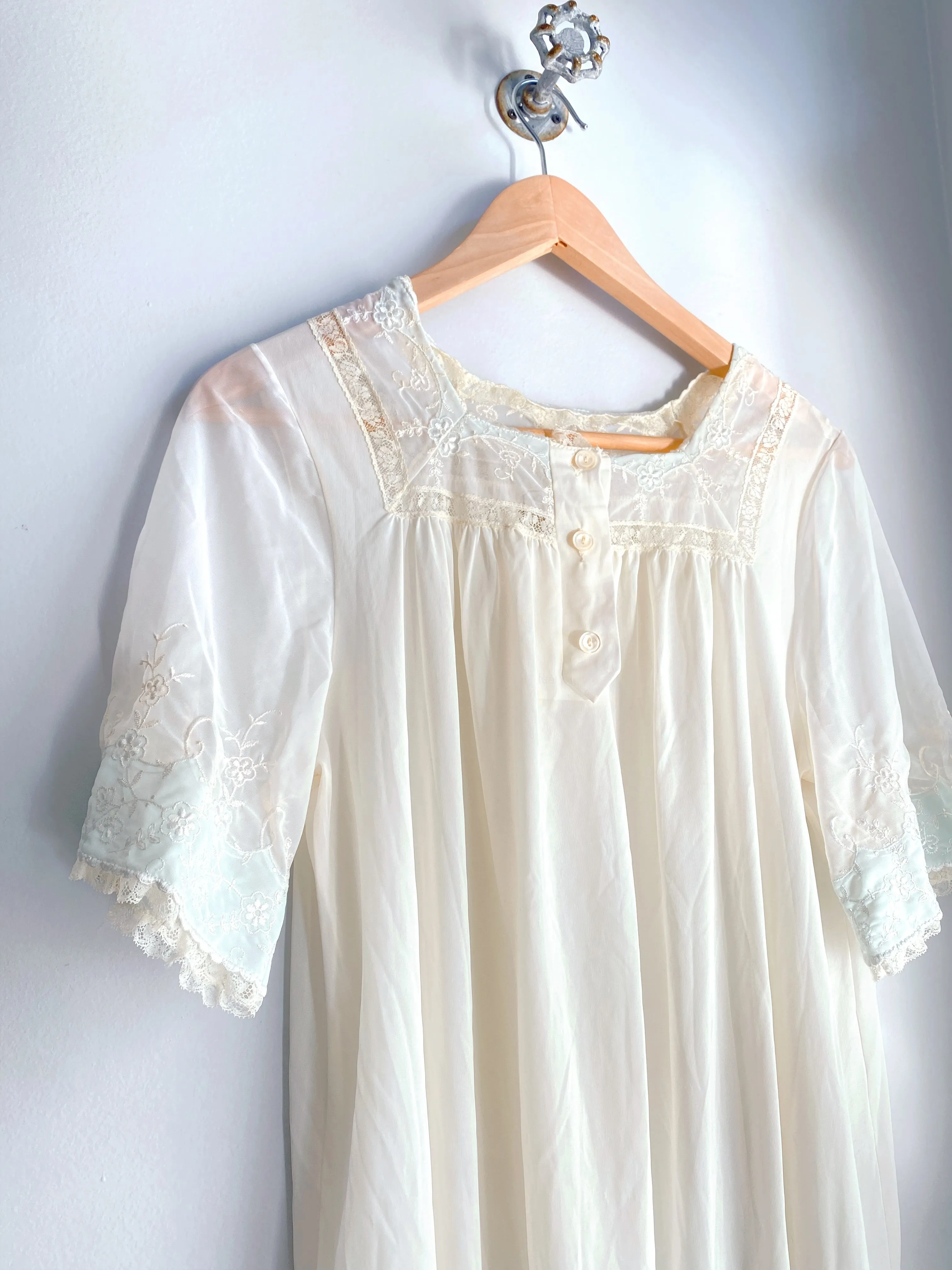 Cream Lace Vintage Nightgown