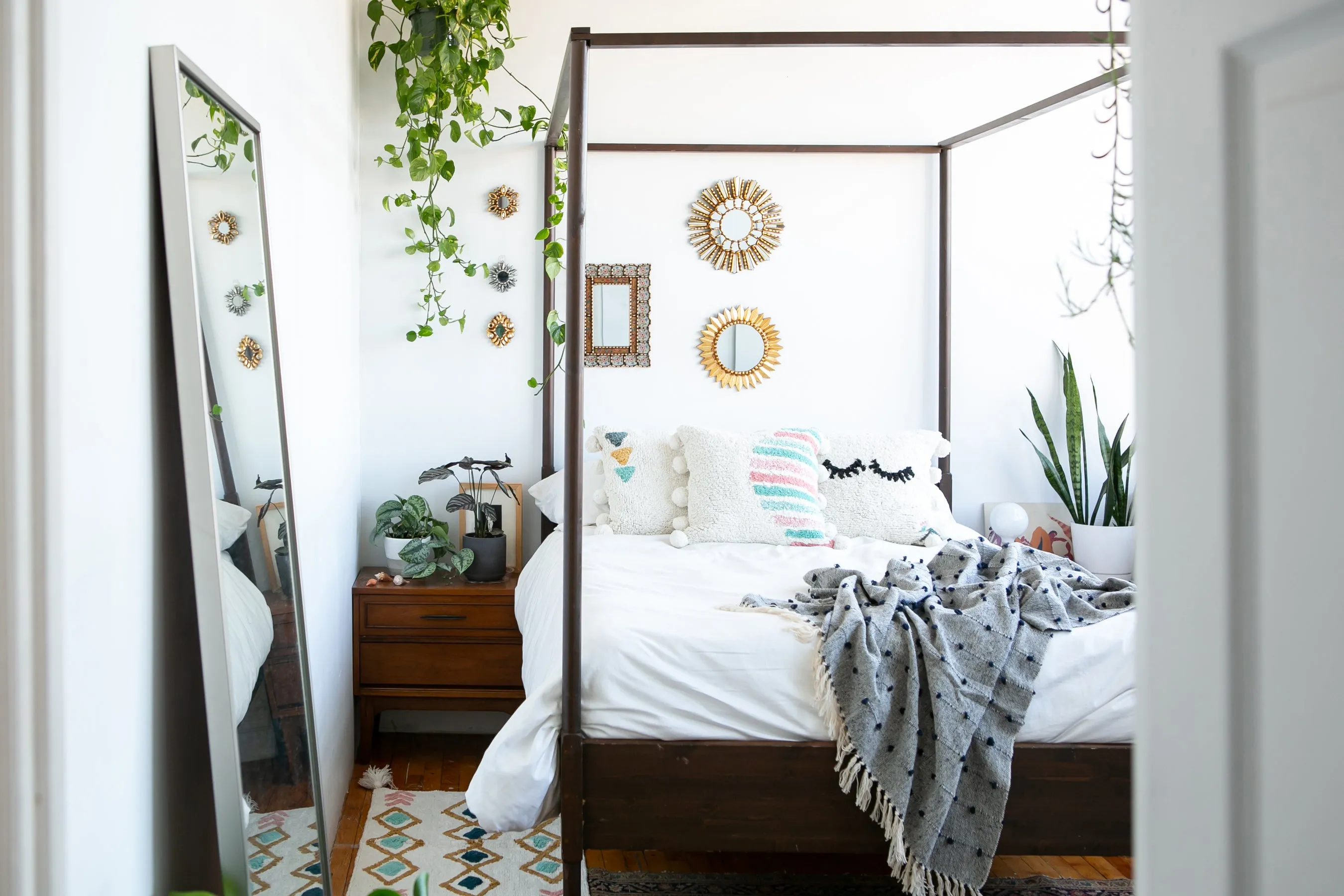 Hello Sunshine Accent Rug