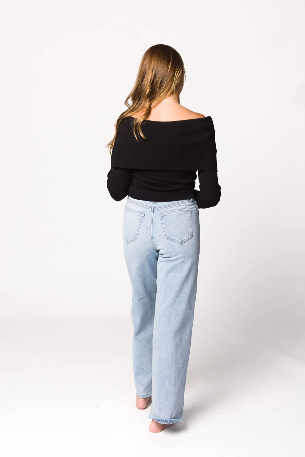 Kristin Off-the-Shoulder Sweater Top in Black