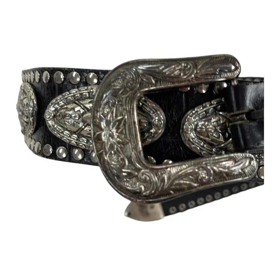 Vintage 90’s Saks Fifth Avenue Silver Medallion Leather Belt